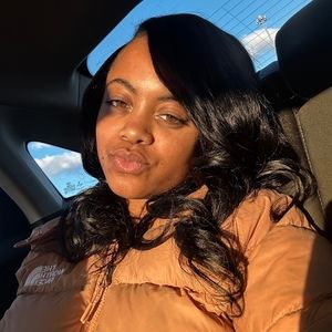 Meet your Posher, Naima ❣️